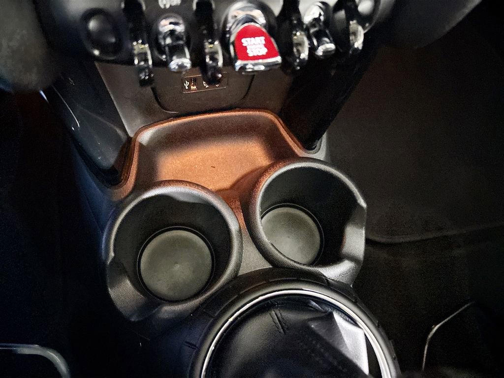 Used 2015 MINI Cooper S image 15