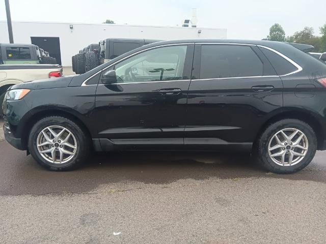 Certified 2023 Ford Edge SEL image 2