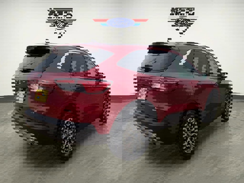 Used 2021 Ford Escape SEL w/ Technology Package image 5