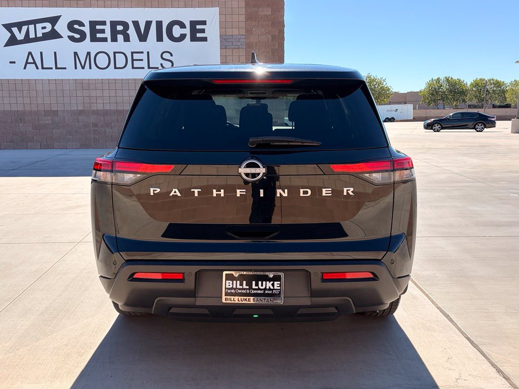 Used 2023 Nissan Pathfinder S FWD image 9