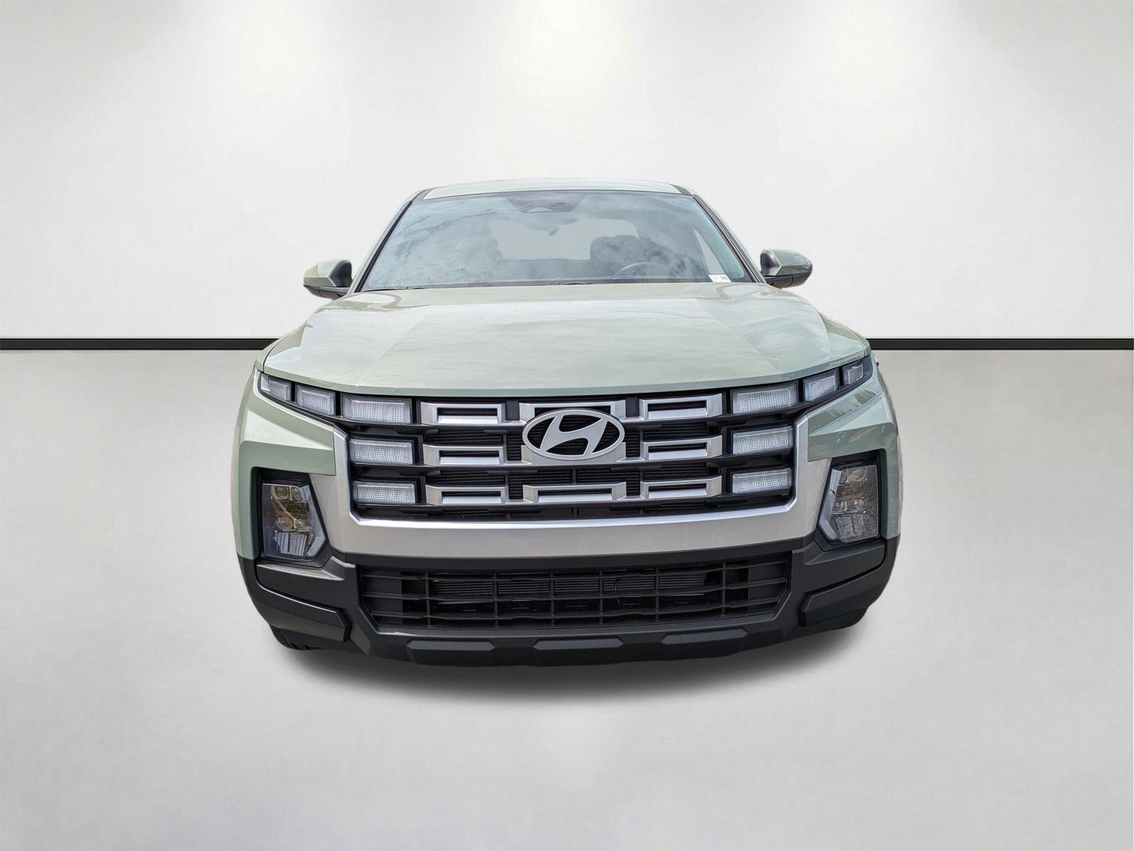 New 2026 Hyundai Santa Cruz SE FWD image 3