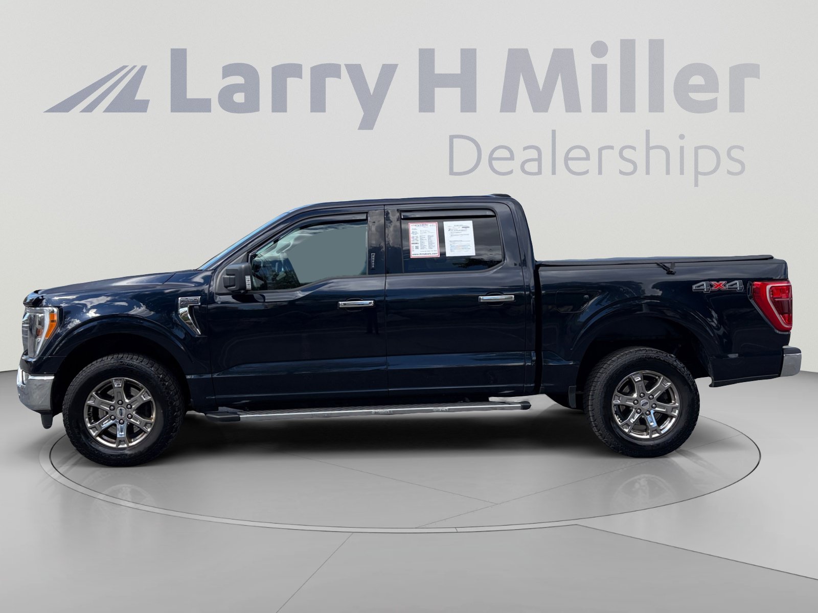 Used 2021 Ford F150 XLT w/ Equipment Group 302A High AWD/4WD image 2
