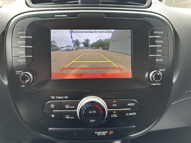 Used 2018 Kia Soul + FWD image 24