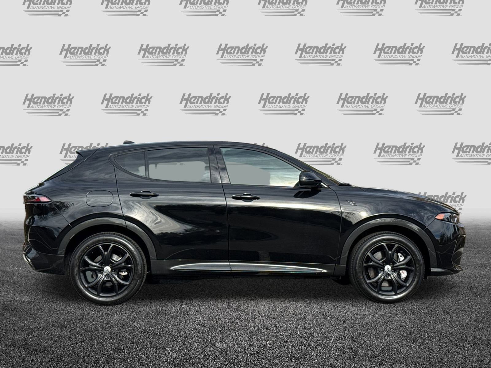 Used 2024 Dodge Hornet R/T w/ R/T Blacktop Package image 3