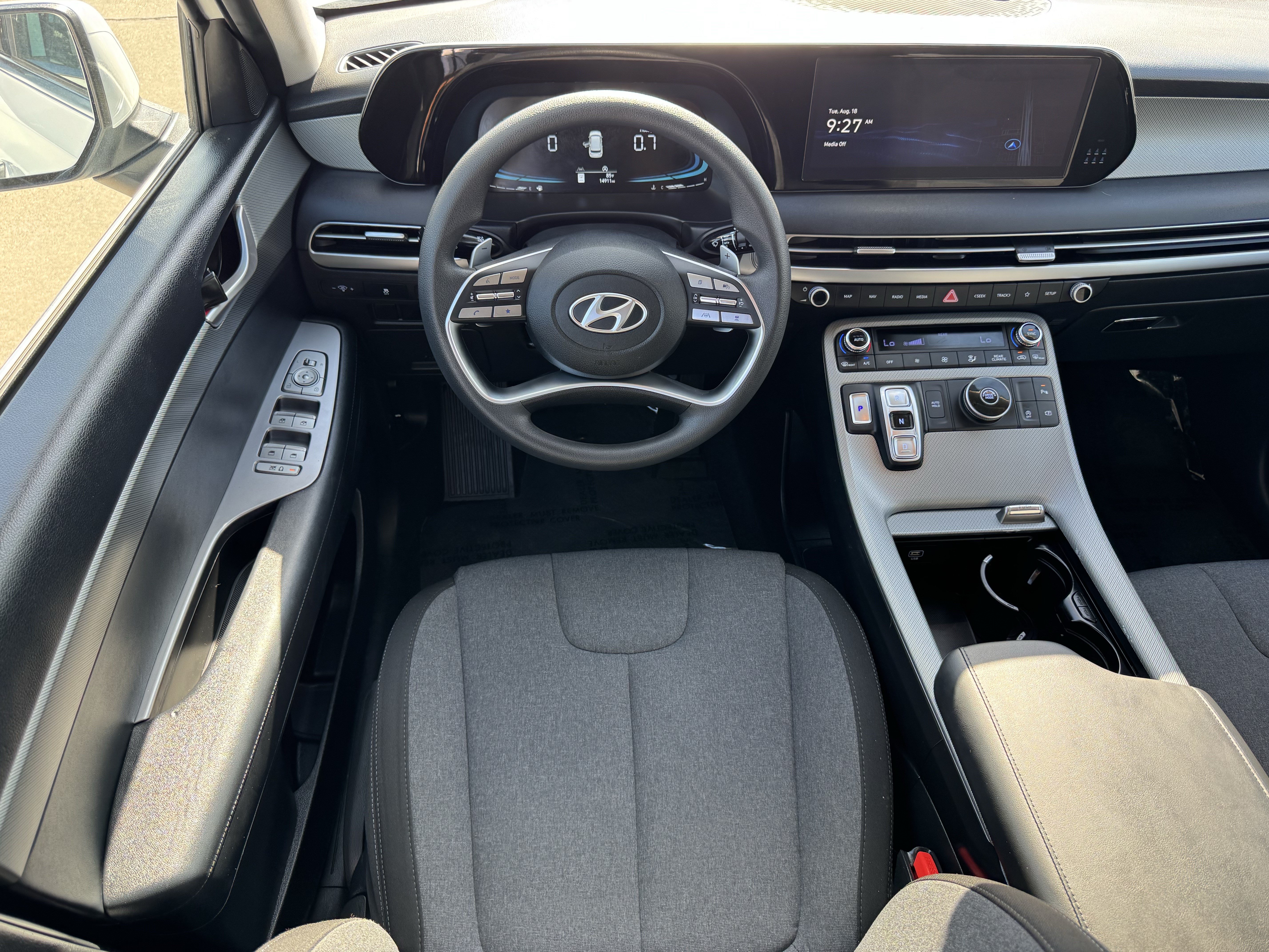 Used 2025 Hyundai Palisade SE FWD image 11