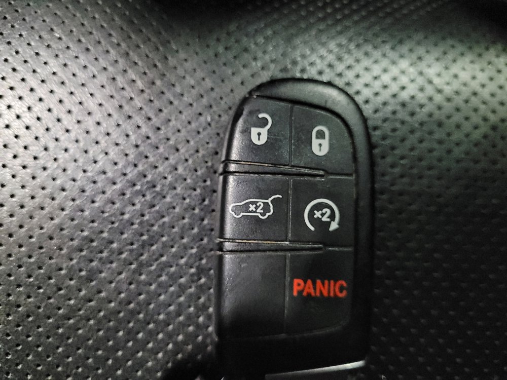 Used 2018 Jeep Grand Cherokee High Altitude image 32