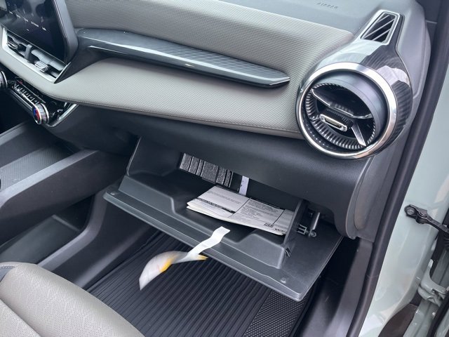 Used 2026 Chevrolet Equinox LT w/ Convenience Package II image 56