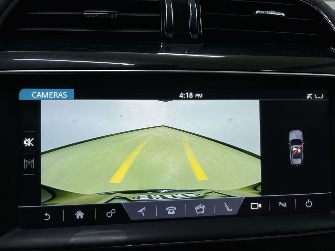 Used 2019 Jaguar F-PACE Prestige image 16