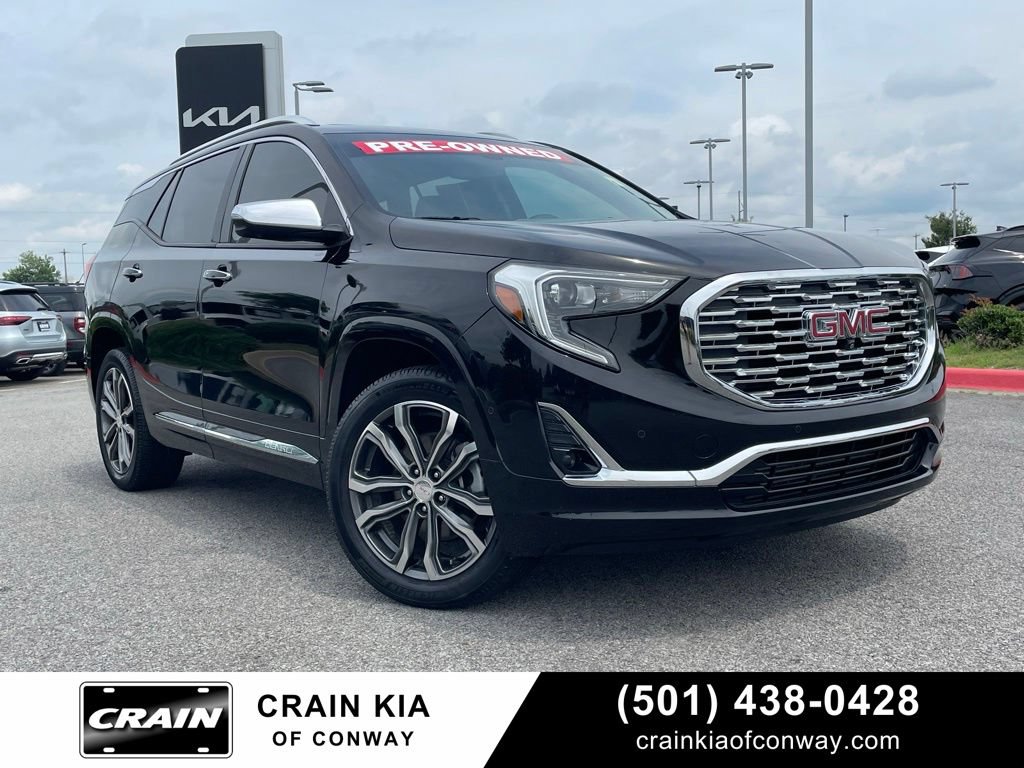 Used 2020 GMC Terrain Denali w/ Denali Premium Package AWD/4WD image 1