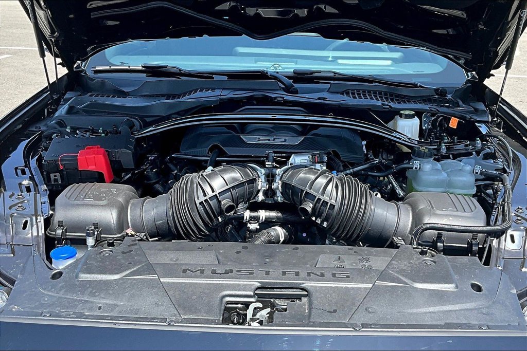 New 2026 Ford Mustang GT Premium w/ GT Performance Package RWD image 11