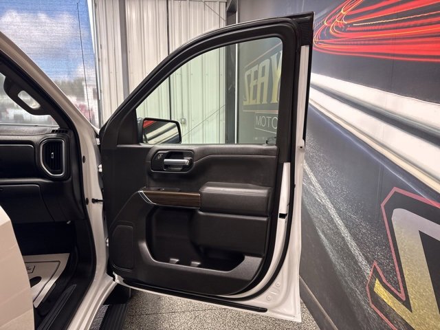 Used 2021 Chevrolet Silverado 1500 LT w/ Bed Protection Package image 27