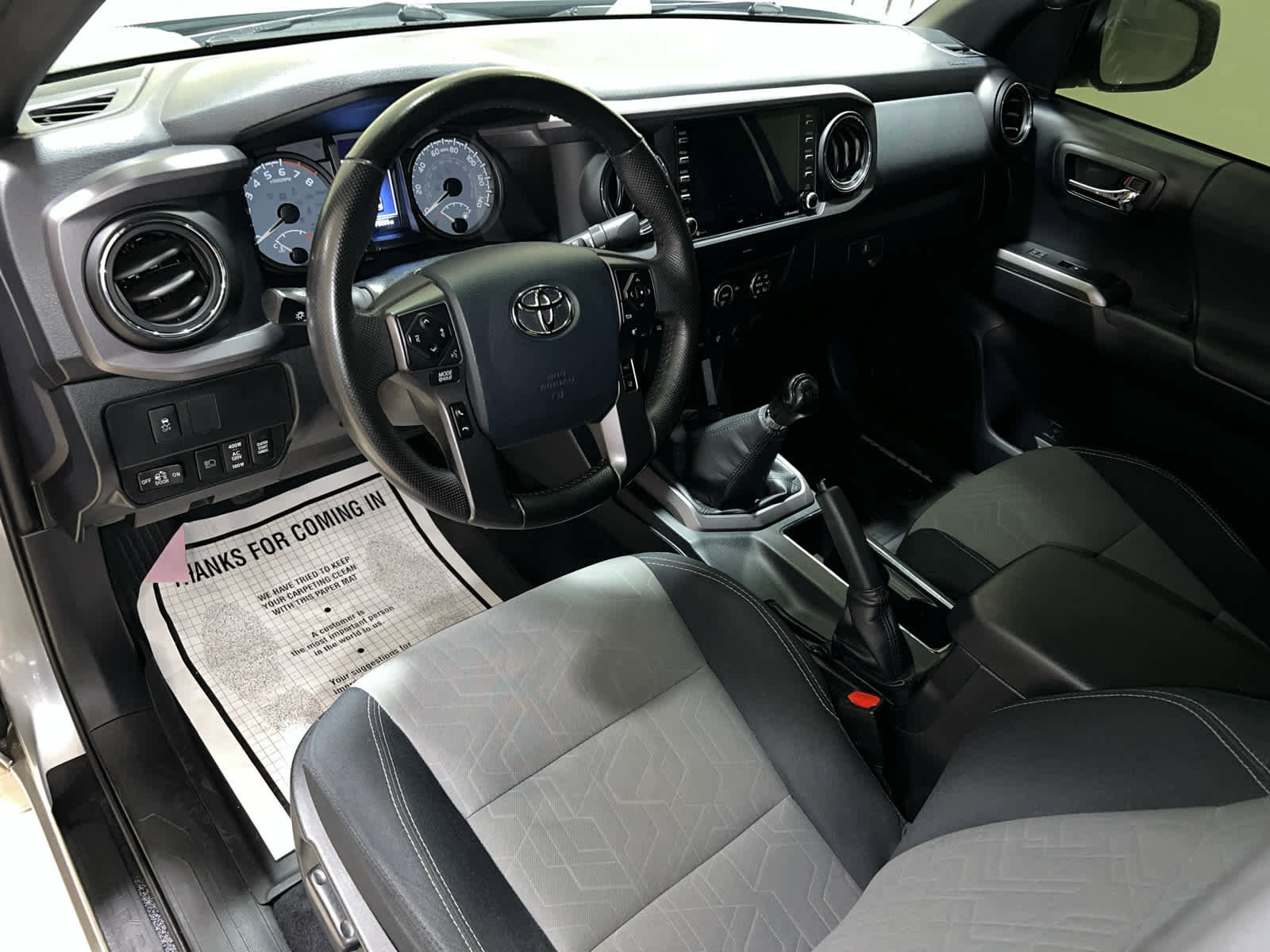 Used 2020 Toyota Tacoma TRD Sport image 14