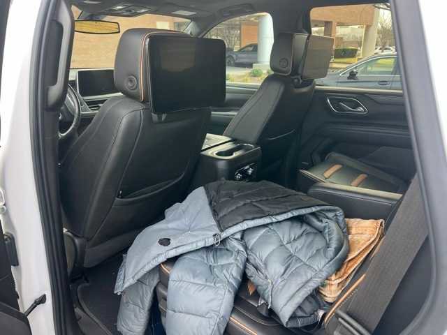 Used 2021 GMC Yukon AT4 w/ AT4 Premium Package image 8