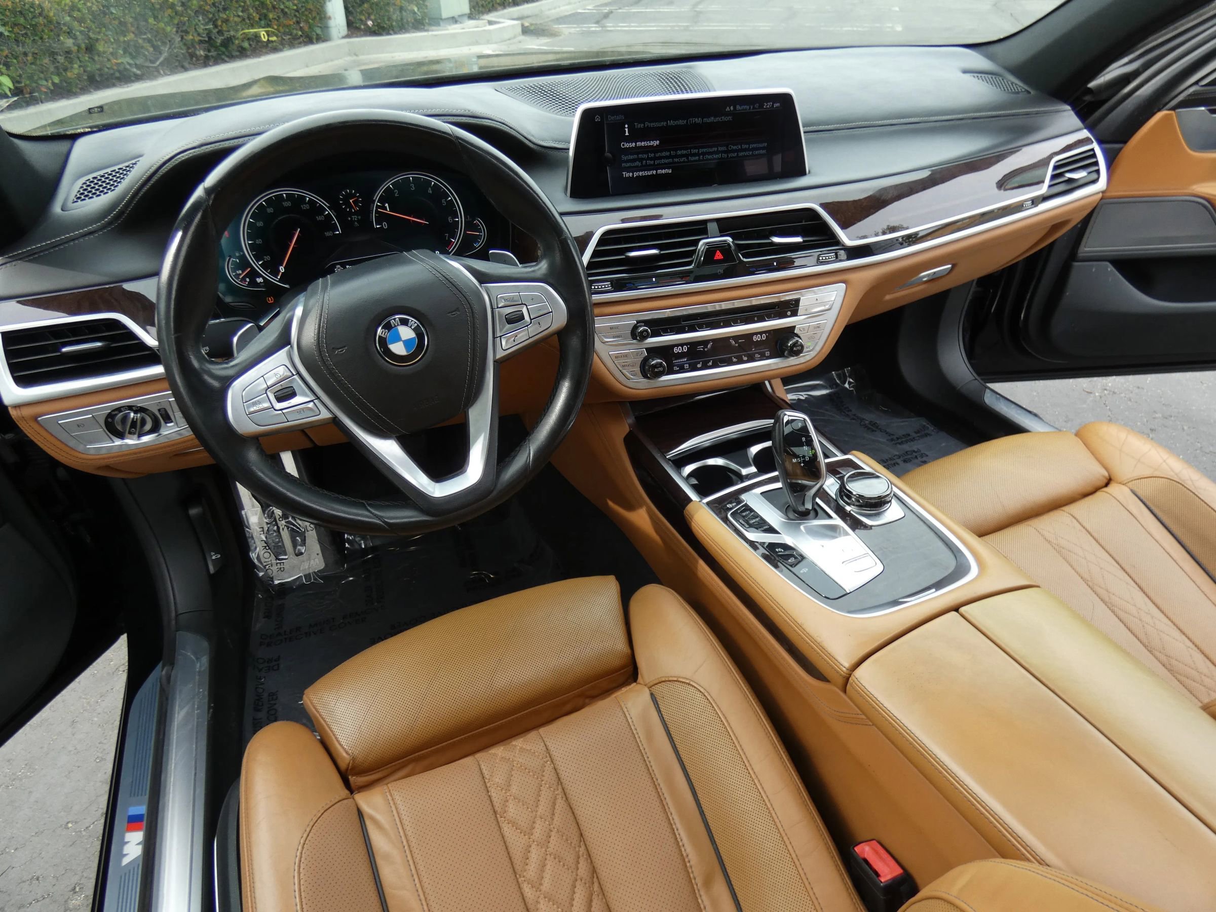 Used 2016 BMW 750i xDrive image 24