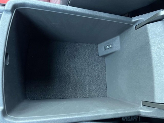 Used 2022 Volkswagen Atlas Cross Sport SEL Premium R-Line image 34