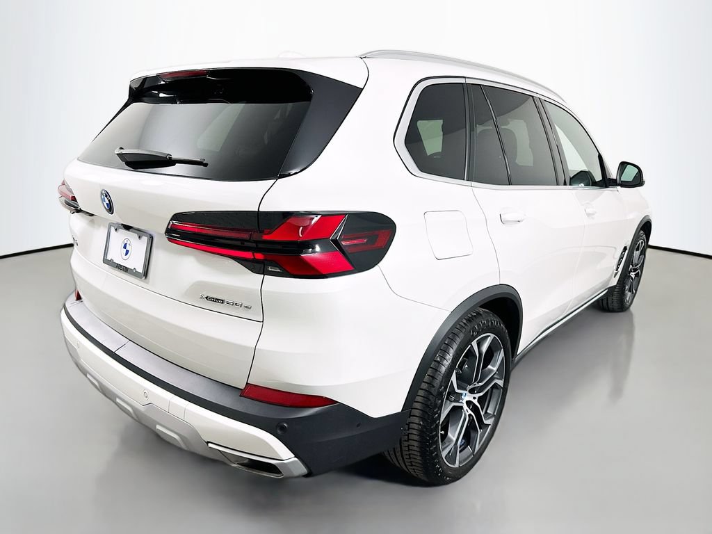 Used 2025 BMW X5 xDrive50e w/ Executive Package AWD/4WD image 5