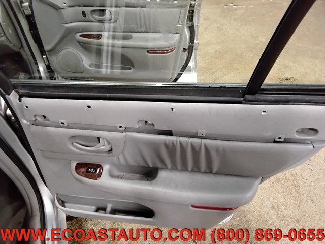 Used 2005 Buick Century Custom FWD image 16