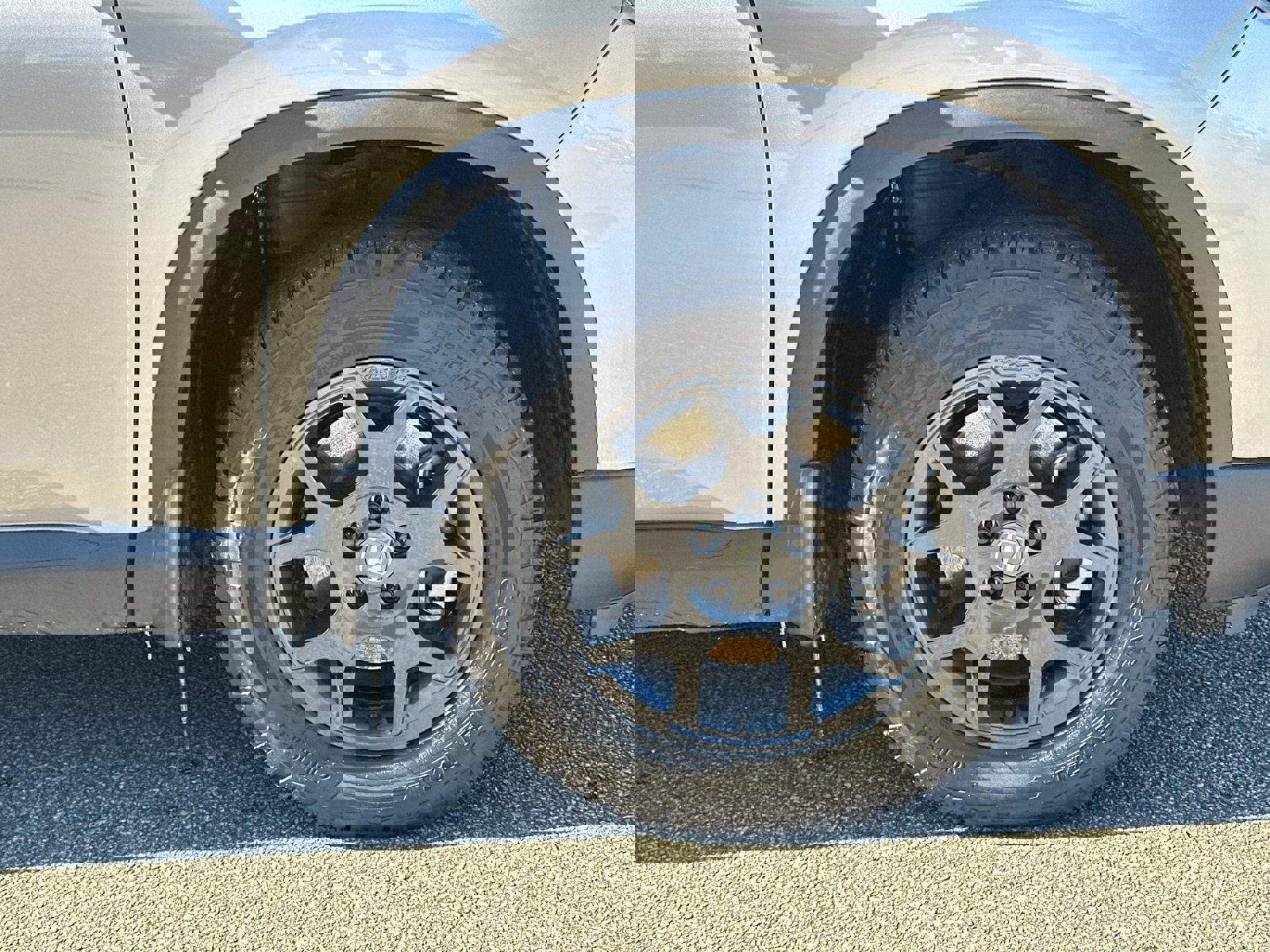 Used 2025 Honda Pilot TrailSport image 12