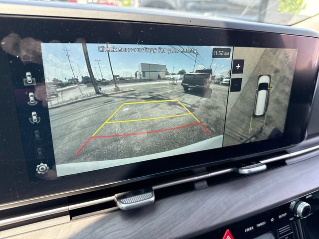 Used 2024 Kia Carnival SX FWD image 17
