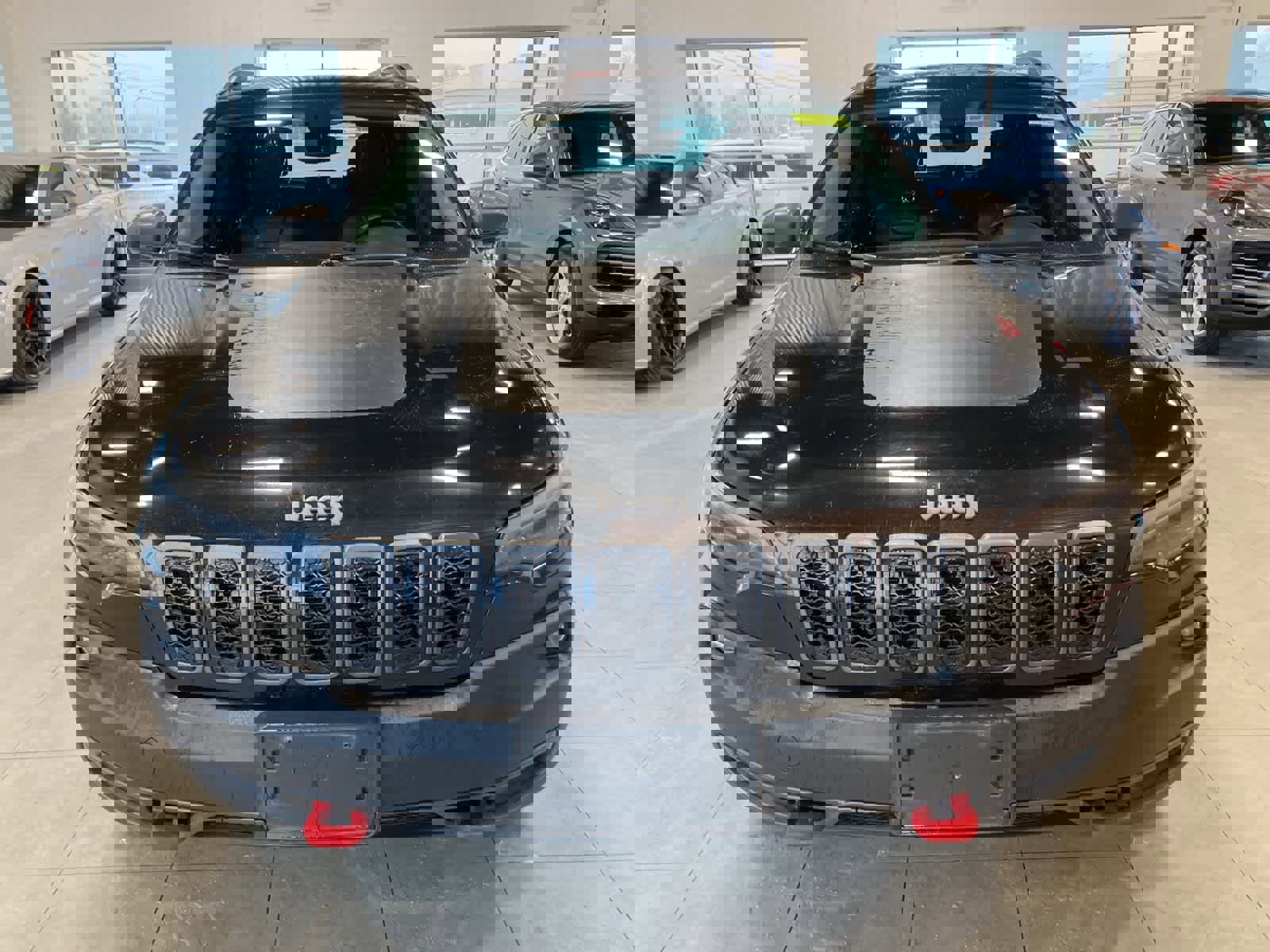 Used 2021 Jeep Cherokee Trailhawk w/ Comfort & Convenience Group image 2