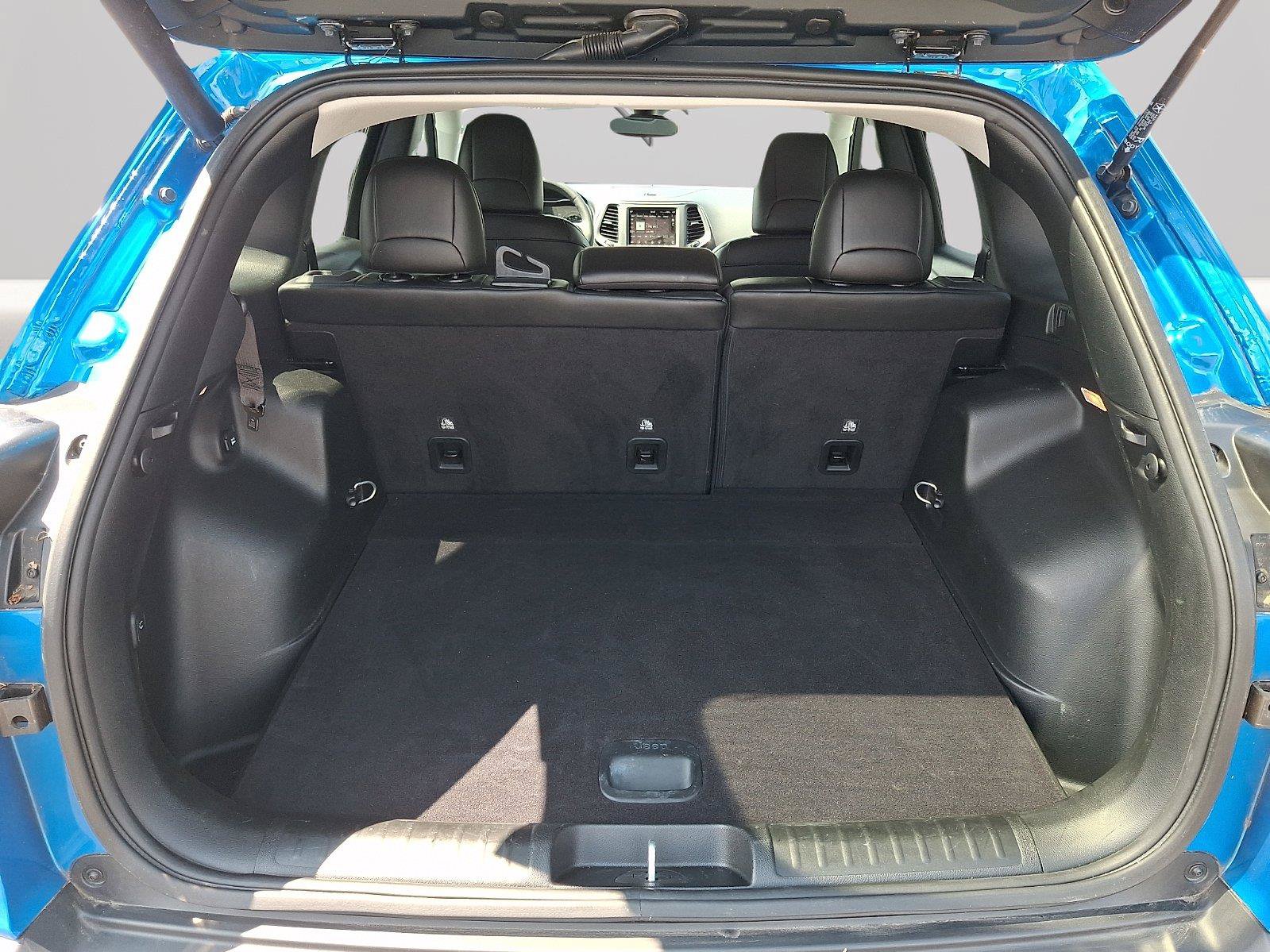 Used 2023 Jeep Cherokee Altitude Lux AWD/4WD image 26