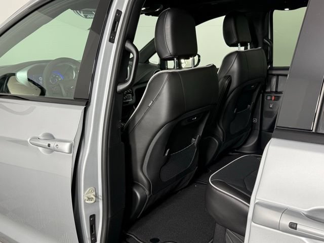 New 2026 Chrysler Pacifica Limited w/ S Appearance Package AWD/4WD image 26