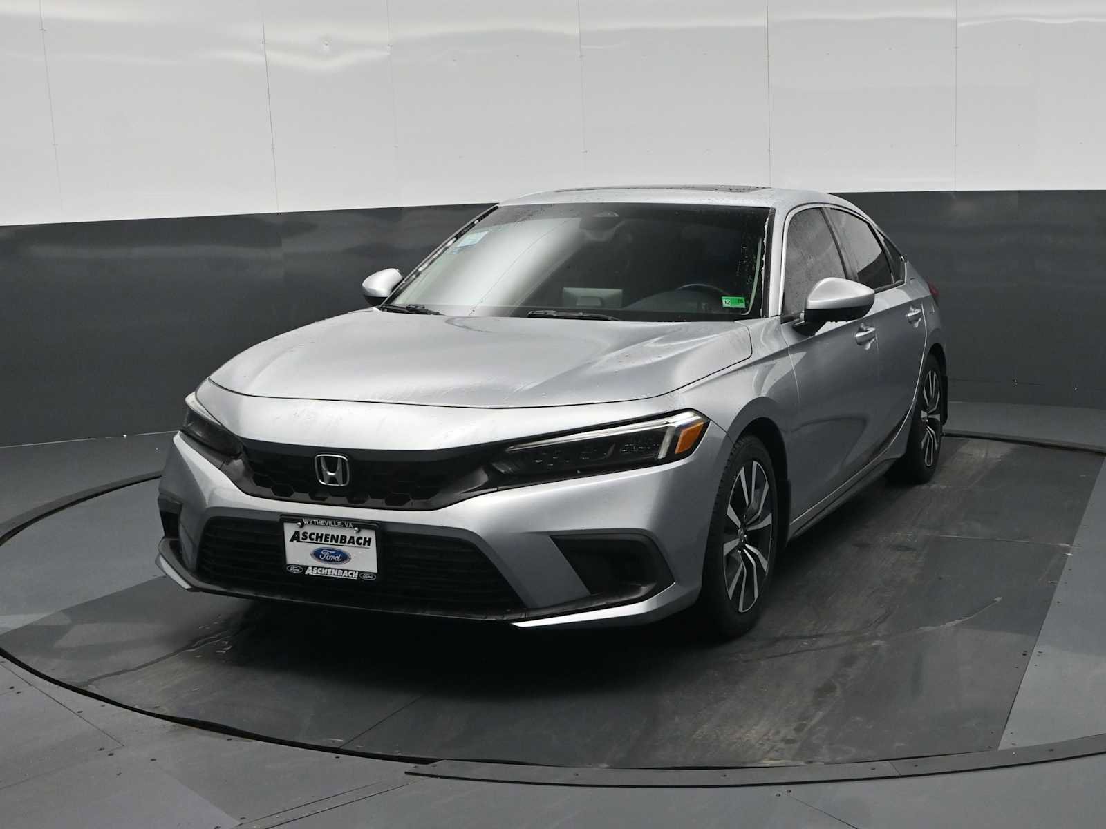 Used 2022 Honda Civic EX-L image 5