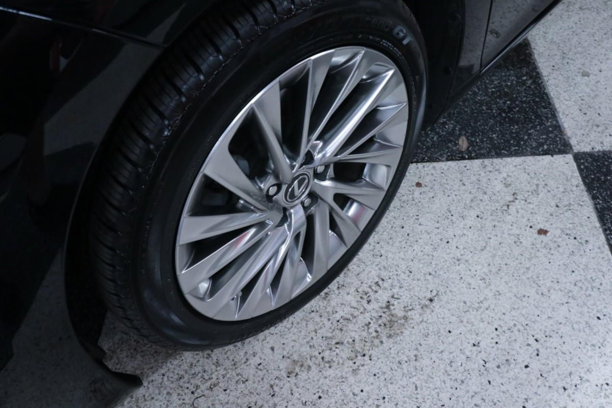 Used 2022 Lexus ES 350 Ultra Luxury w/ Accessory Package 2 FWD image 39