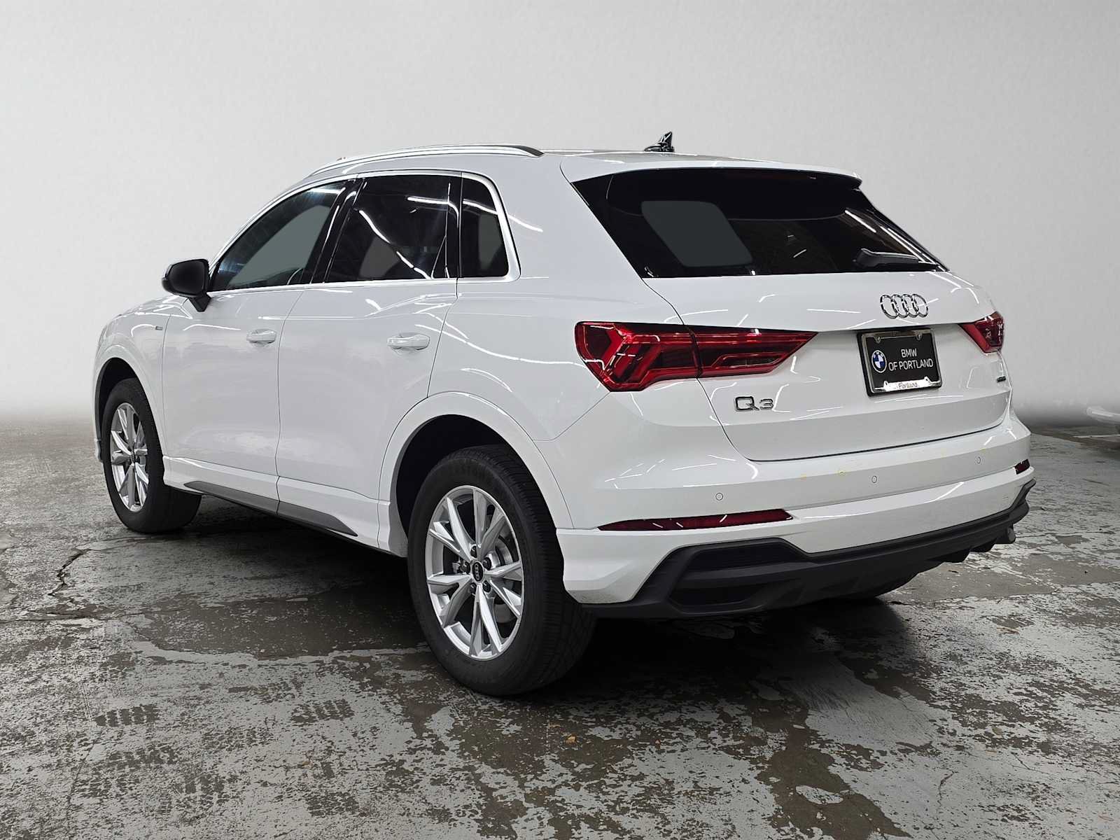 Used 2025 Audi Q3 2.0T Premium AWD/4WD image 5