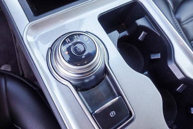 Used 2024 Ford Edge SEL image 20