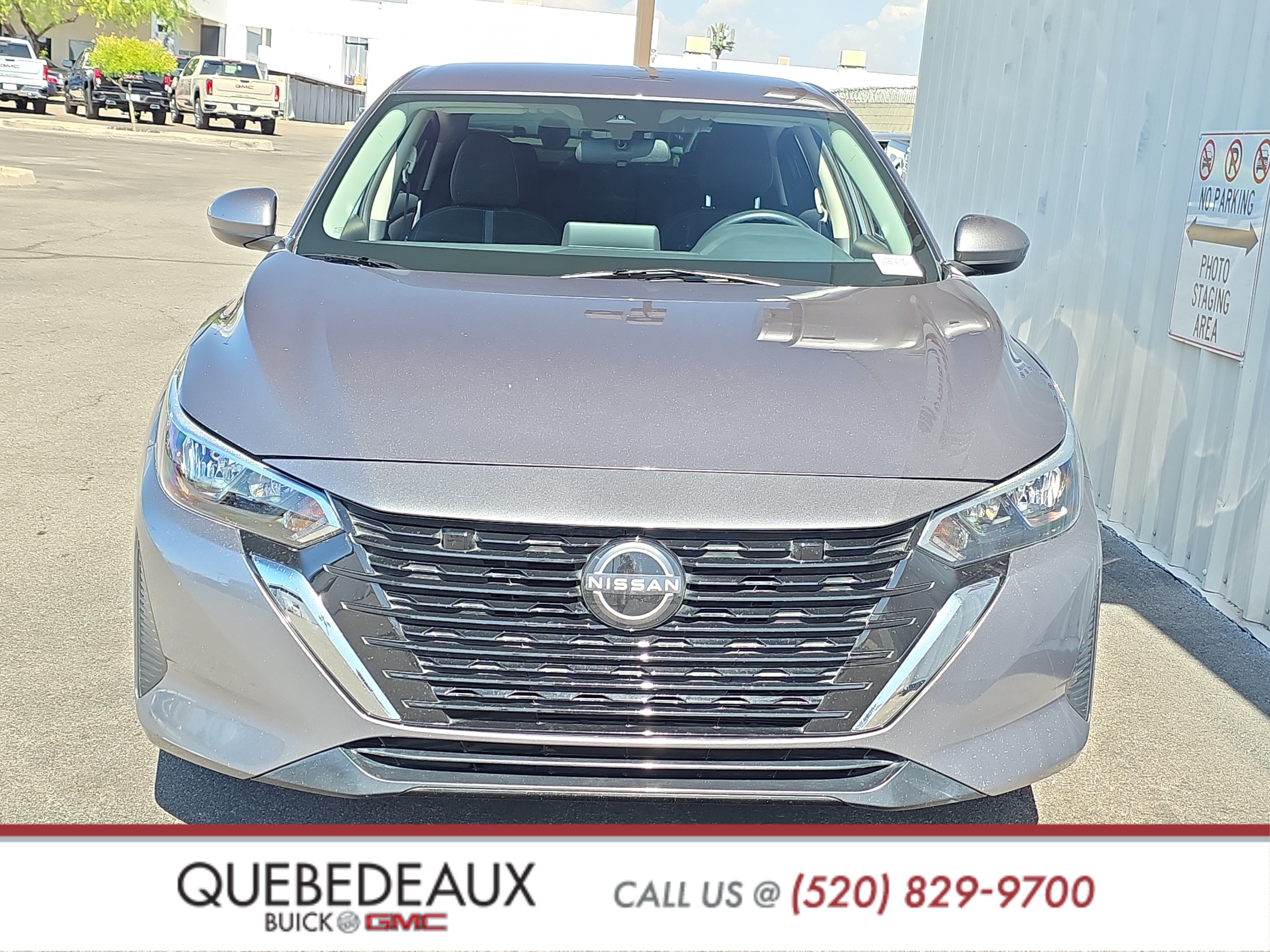 Used 2024 Nissan Sentra SV FWD image 2