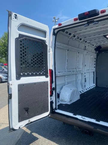 Used 2023 RAM ProMaster 2500 w/ Driver Convenience Group FWD image 12