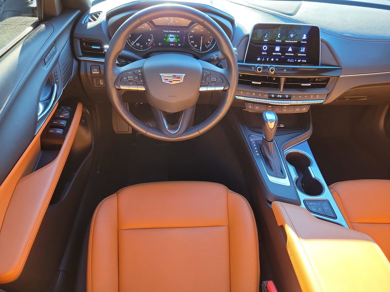 Used 2025 Cadillac CT4 Premium Luxury image 16