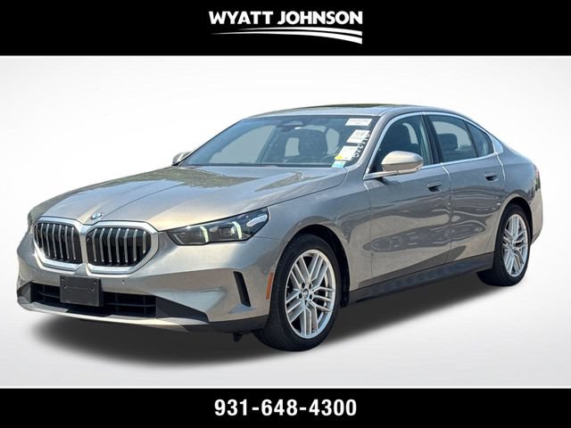 Used 2024 BMW 530i RWD image 1