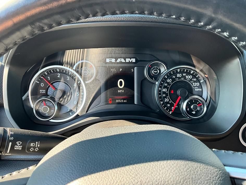 Used 2023 RAM 1500 Big Horn AWD/4WD image 18