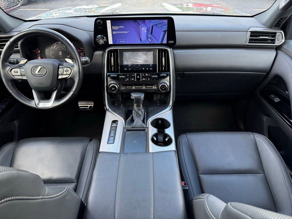 Used 2022 Lexus LX 600 F Sport image 14