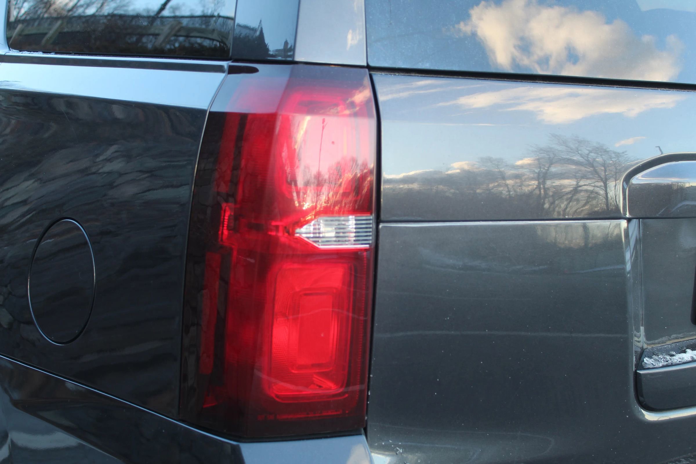 Used 2018 Chevrolet Tahoe Premier AWD/4WD image 45