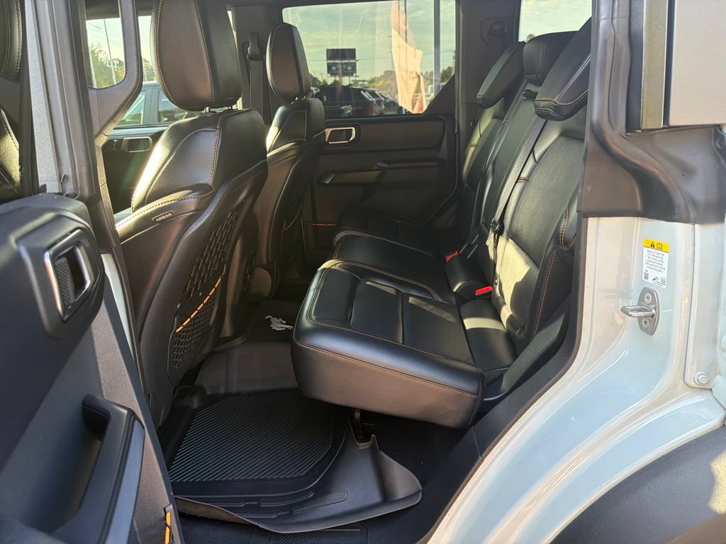 Used 2024 Ford Bronco Badlands AWD/4WD image 12