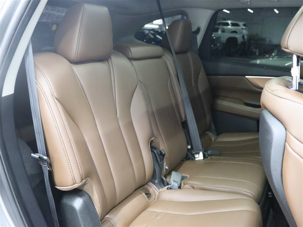Used 2022 Acura MDX SH-AWD w/ Technology Package image 23