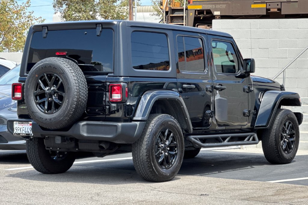 Used 2023 Jeep Wrangler Unlimited Sport AWD/4WD image 9