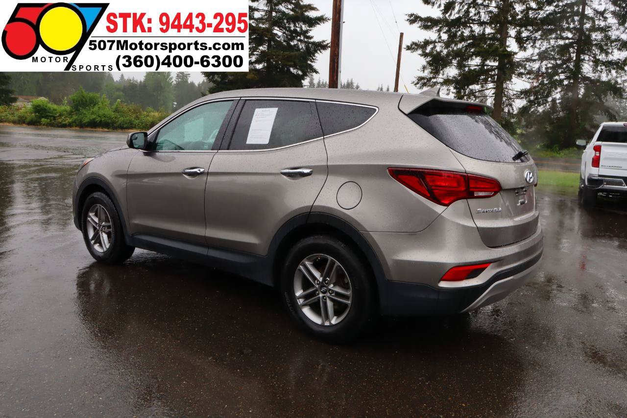 Used 2017 Hyundai Santa Fe Sport FWD image 6