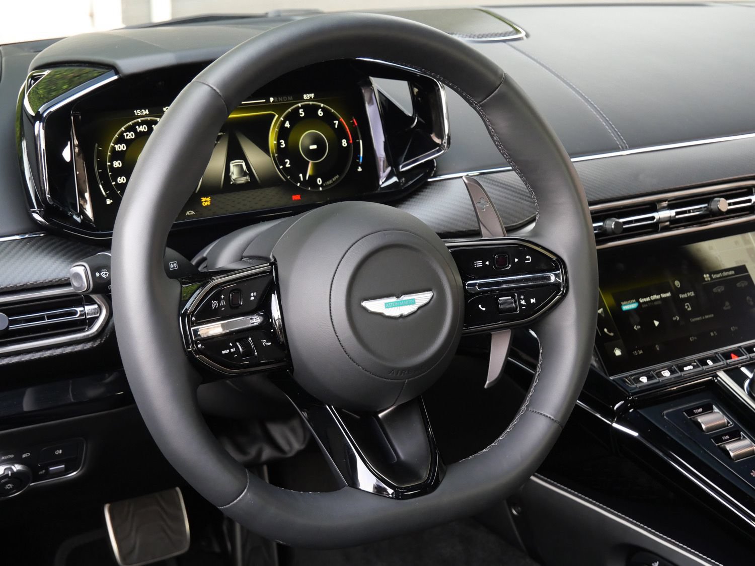 Used 2026 Aston Martin V8 Vantage S RWD image 11