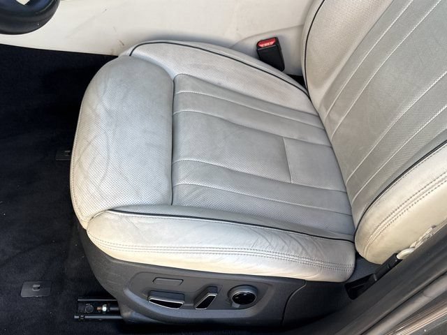 Used 2019 Genesis G80 3.8 w/ Ultimate Package 03 RWD image 14