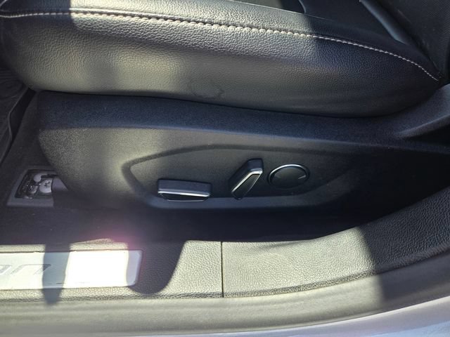 Used 2019 Ford Fusion Energi Titanium FWD image 15