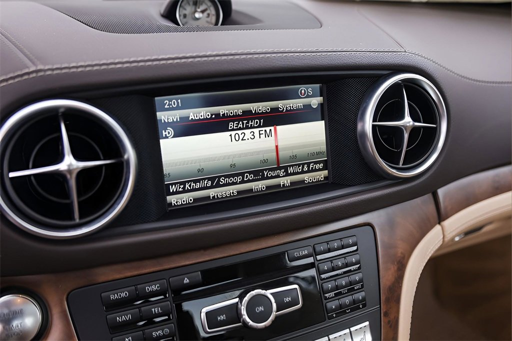 Used 2016 Mercedes-Benz SL 550 image 15