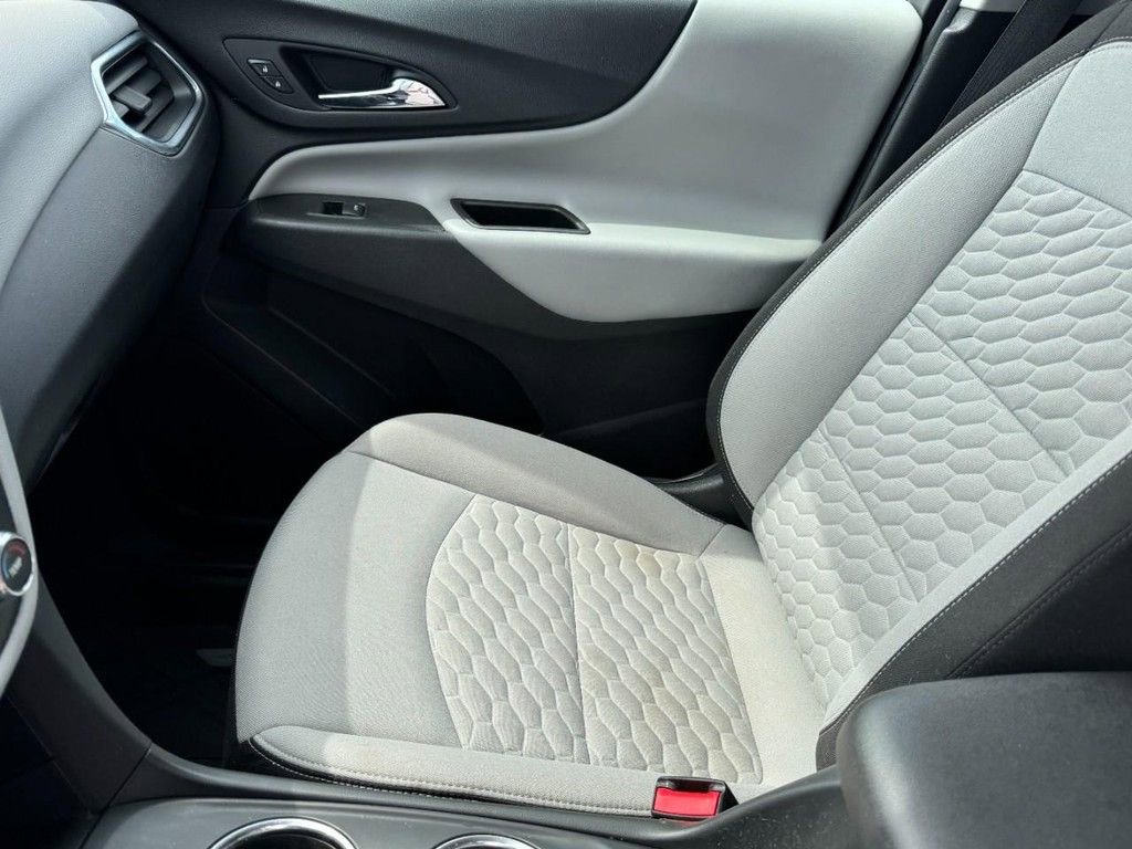 Used 2020 Chevrolet Equinox LS w/ LS Convenience Package image 13