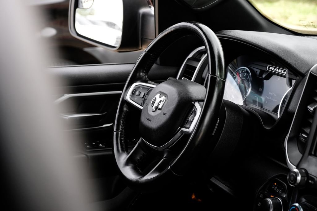 Used 2021 RAM 1500 Big Horn image 11