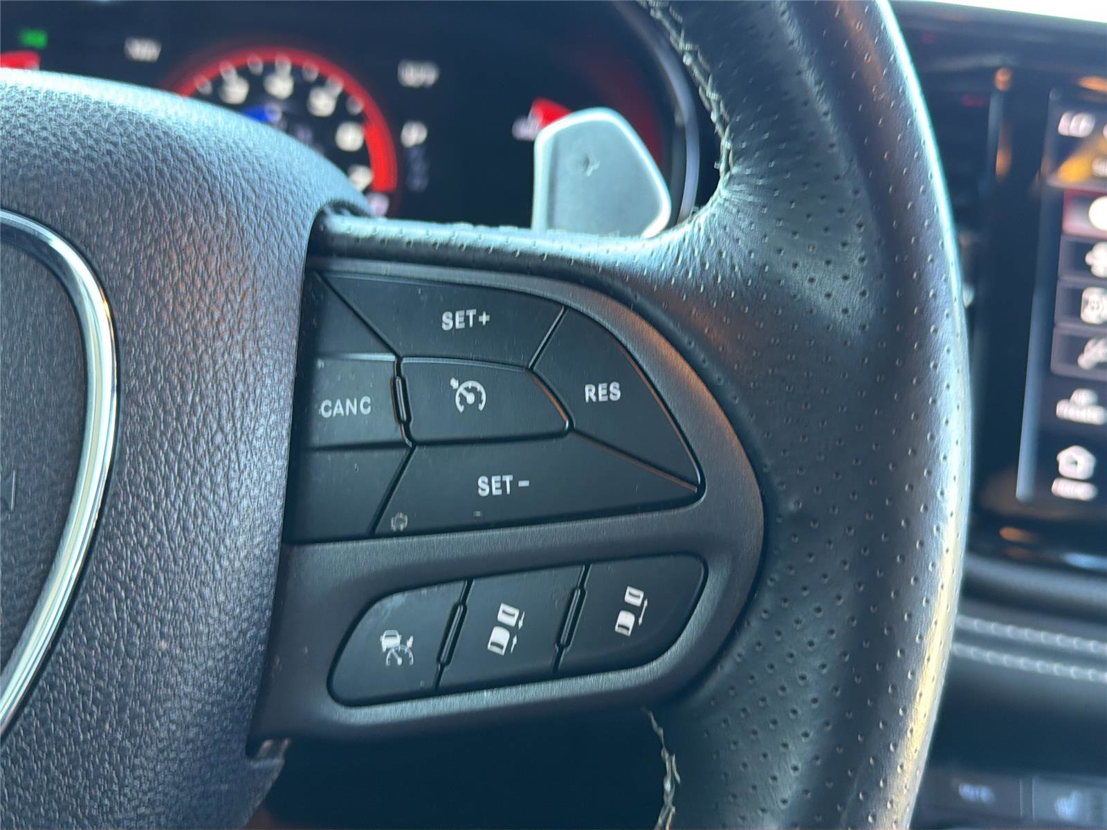 Used 2021 Dodge Durango SRT Hellcat w/ Technology Group AWD/4WD image 17