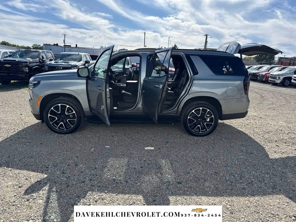 Used 2025 Chevrolet Tahoe RST w/ Comfort Package AWD/4WD image 36