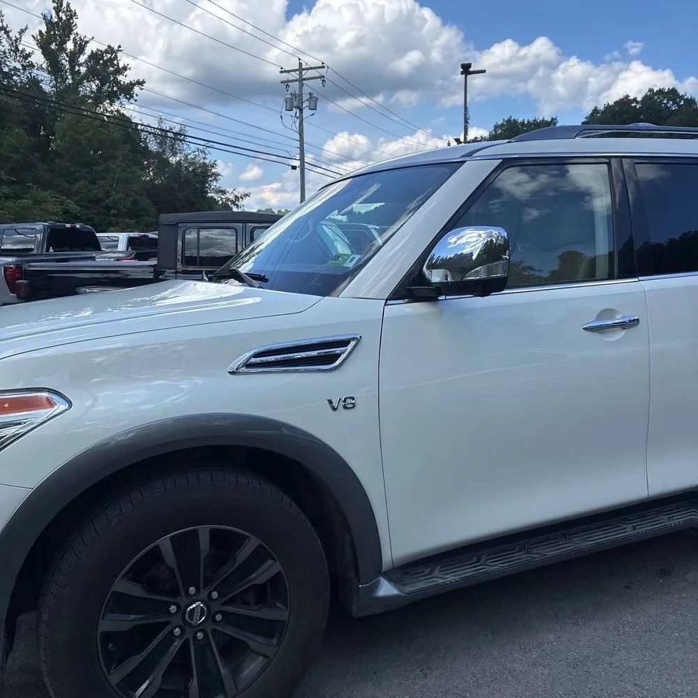 Used 2018 Nissan Armada Platinum w/ Captain Seat Package AWD/4WD image 2